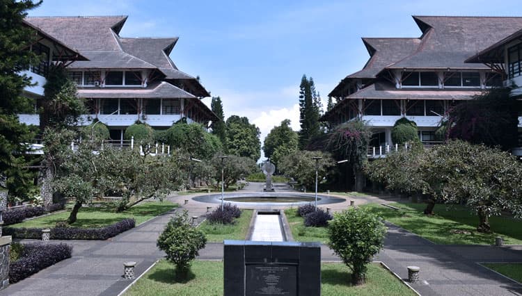 Dosen ITB Implementasikan Nanoteknologi Baterai Kendaraan Listrik