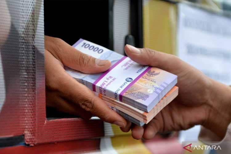 Ketahui Tata Cara Tukar Uang Baru di Bank dan Kas Keliling BI