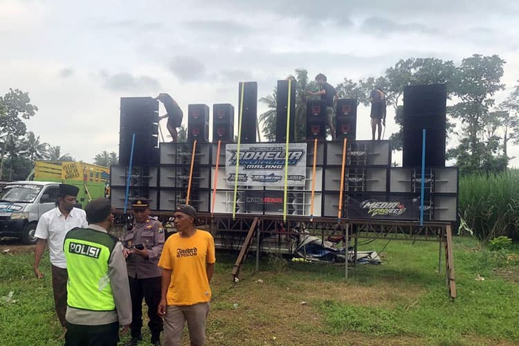 Polisi Bubarkan Cek Sound Horeg Jelang Waktu Berbuka di Malang