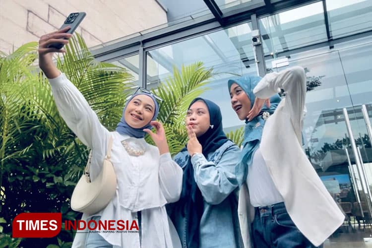 China Terapkan Wajib Sertifikasi bagi Influencer, Bagaimana Indonesia?