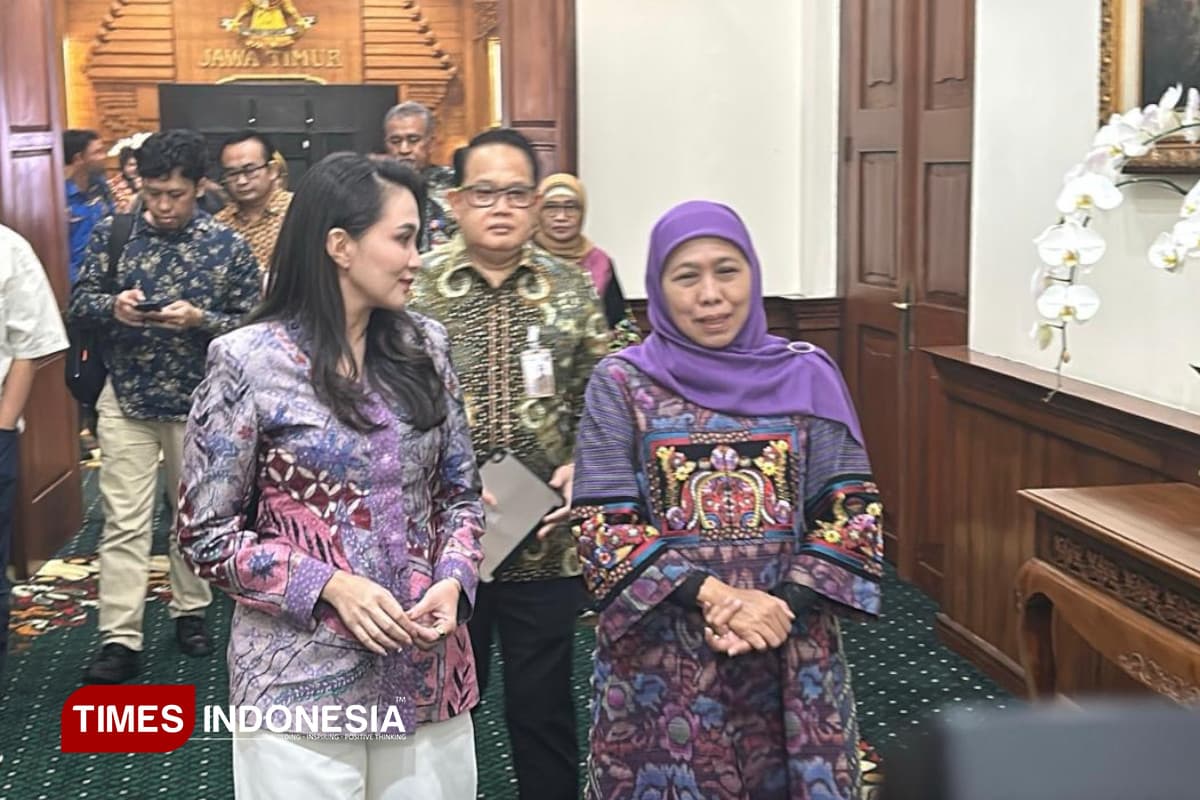 Kunjungan ke Grahadi, Gubernur Sherly Puji Keberhasilan Kepemimpinan Gubernur Khofifah