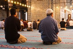 Tarawih Malam ke-14 Ramadan: Disebut Tak Dihisab di Hari Kiamat, Benarkah?
