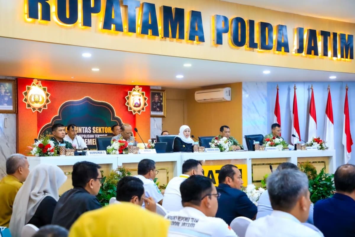 Gubernur Khofifah Pastikan Angkutan, BBM Hingga Layanan Kesehatan Siap Sambut Pemudik