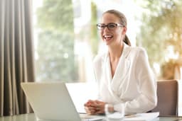 Malas Masuk Kerja Setelah Mudik? Simak 5 Tips dari Psikolog Unesa Ini