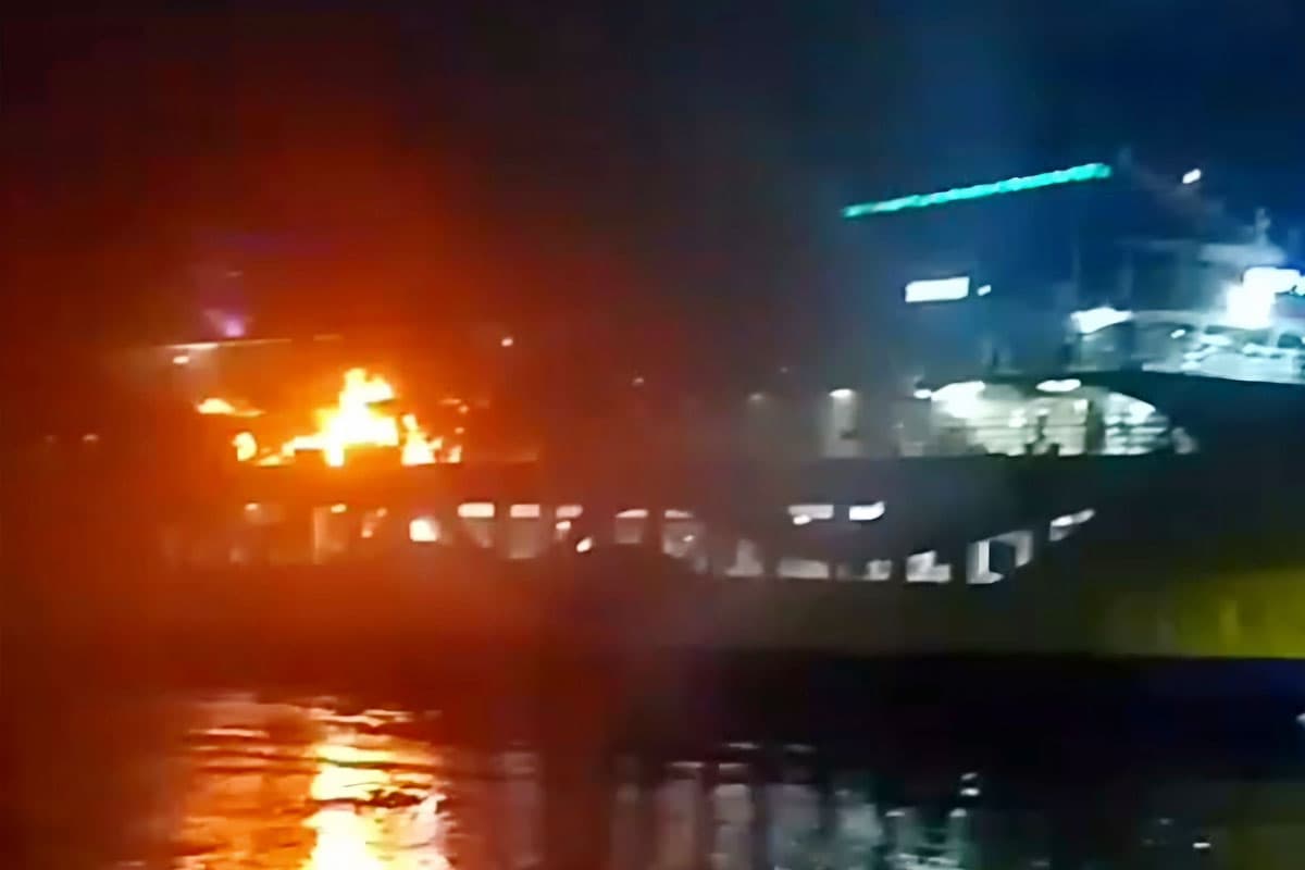 Insiden KMP Portlink VII di Banyuwangi: Api Muncul dari Ruang Pengemudi