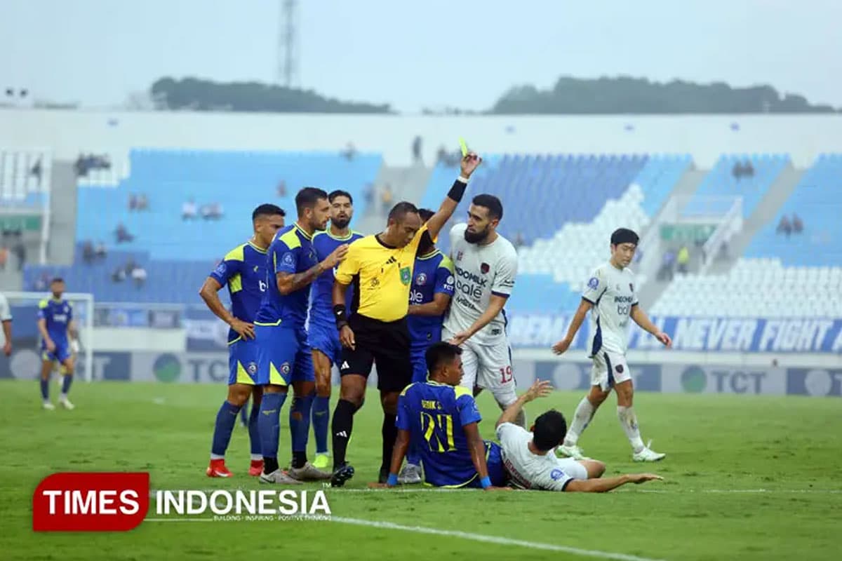 Arema FC Bidik Quattrick di Kandang Madura United